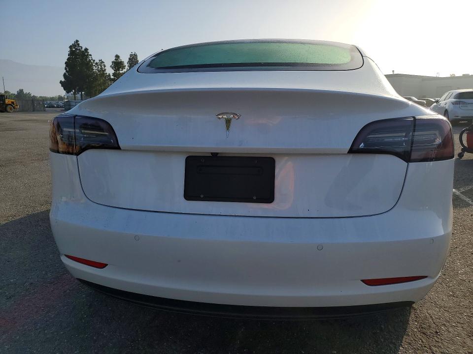 2021 Tesla Model 3 მანქანა იყიდება აუქციონზე, vin: 5YJ3E1EA3MF061467, აუქციონის ნომერი: 53271316