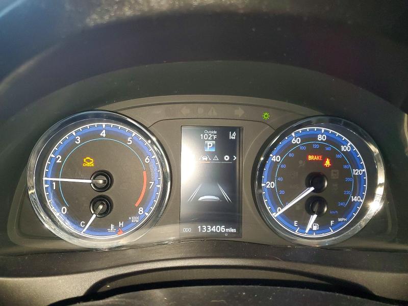 53616226 :رقم المزاد ، 5YFBURHE4HP666524 vin ، 2017 Toyota Corolla مزاد بيع