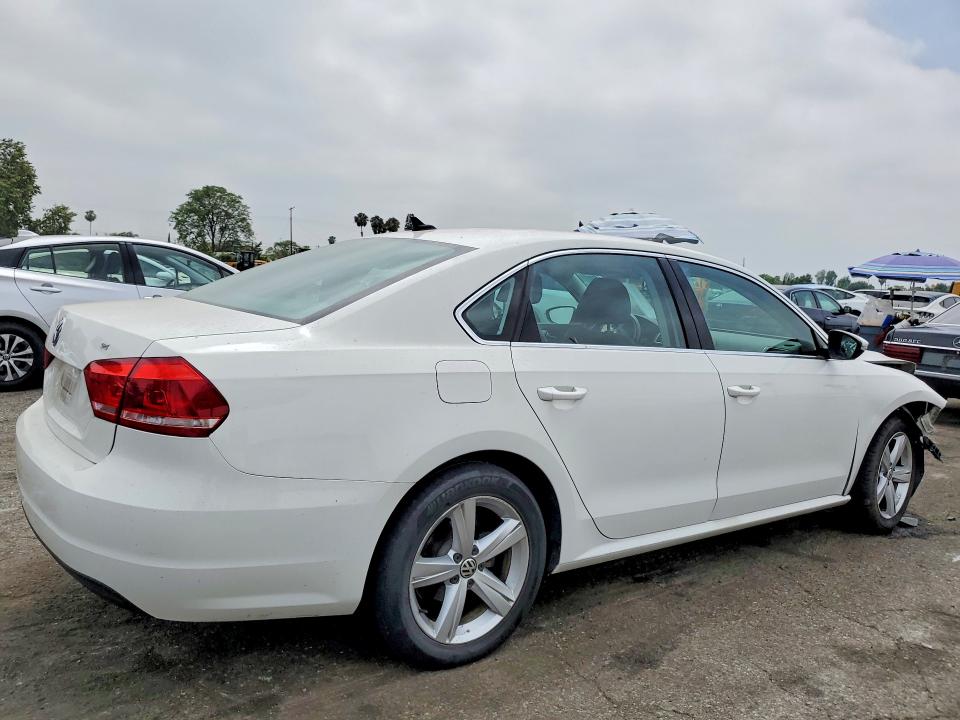 53508396 :رقم المزاد ، 1VWBP7A36CC083620 vin ، 2012 Volkswagen Passat مزاد بيع