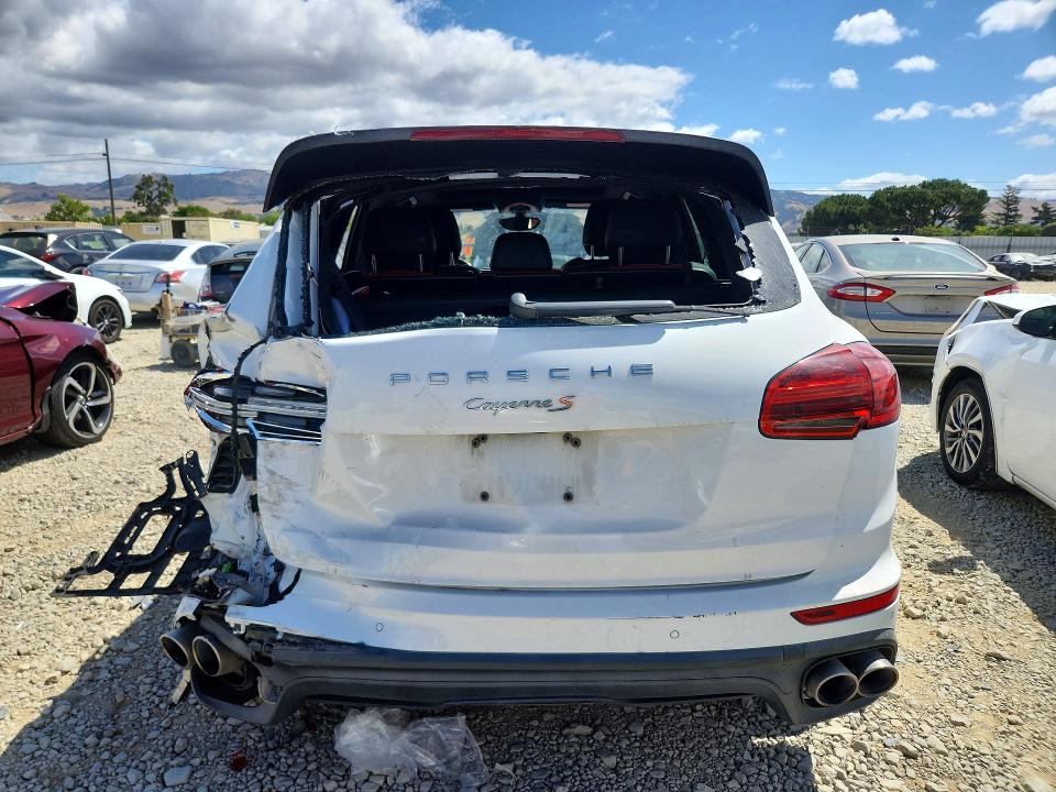 Продажа на аукционе авто 2017 Porsche Cayenne, vin: WP1AB2A25HLA52601, номер лота: 54913076