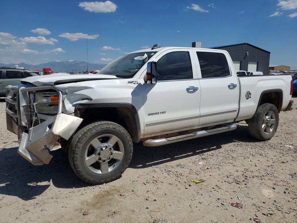 52950726 :رقم المزاد ، 1GT12ZE80FF513370 vin ، 2015 Gmc Sierra مزاد بيع