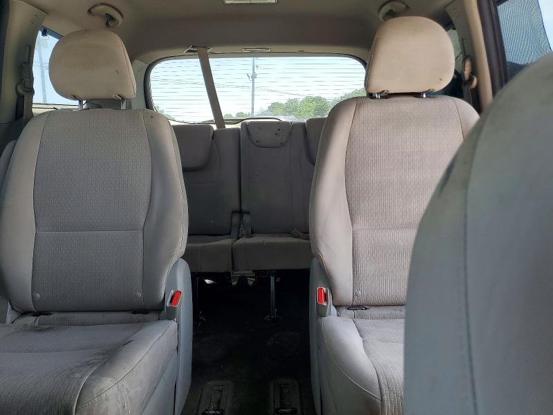 53943086 :رقم المزاد ، KNDMB5C11G6105666 vin ، 2016 Kia Sedona مزاد بيع