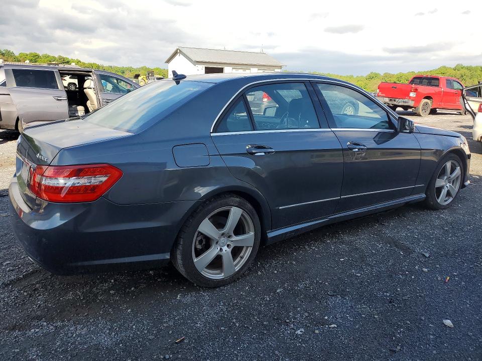 Продаж на аукціоні авто 2011 Mercedes-benz E, vin: WDDHF8HB8BA305643, номер лоту: 52905336