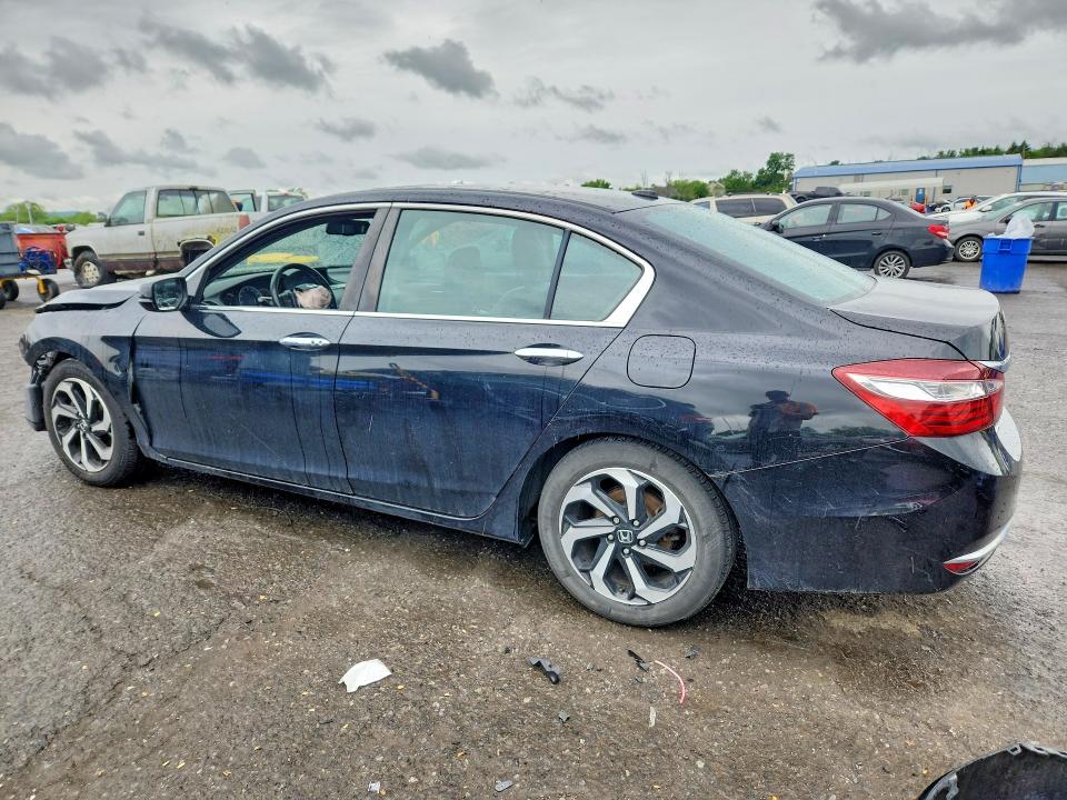 Продаж на аукціоні авто 2017 Honda Accord, vin: 1HGCR2F88HA050180, номер лоту: 54591956