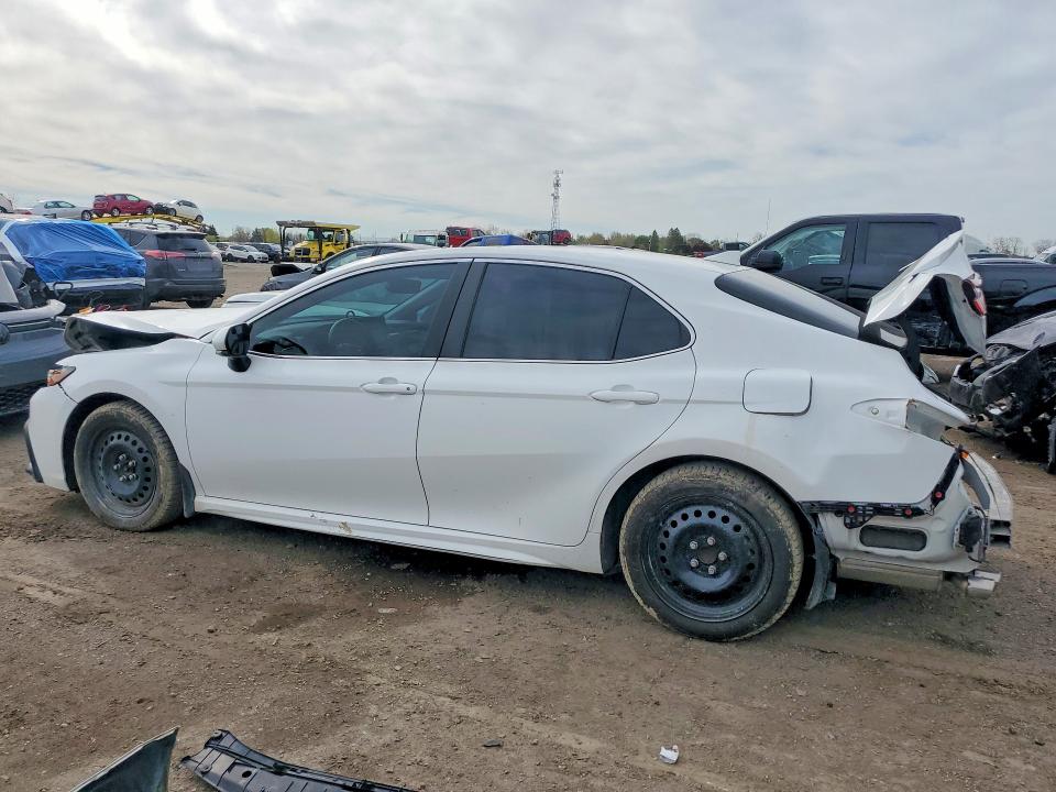 47523856 :رقم المزاد ، 4T1B21HK7PU018587 vin ، 2023 Toyota Camry مزاد بيع