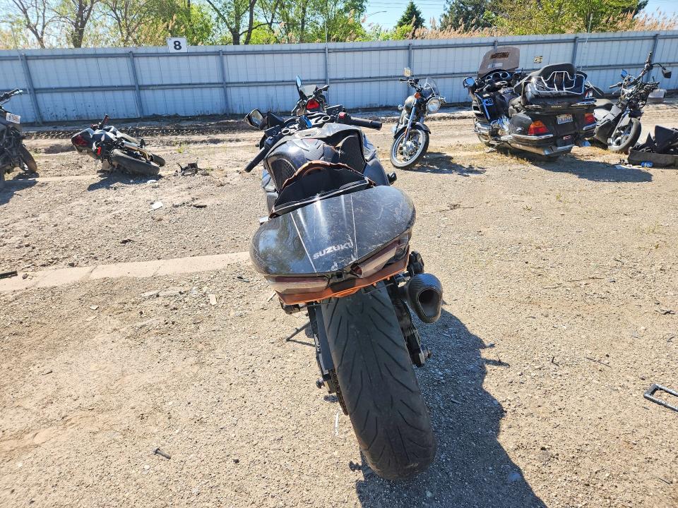 Продажа на аукционе авто 2022 Suzuki Gsx1300, vin: JS1EJ11BXN7100544, номер лота: 53106416