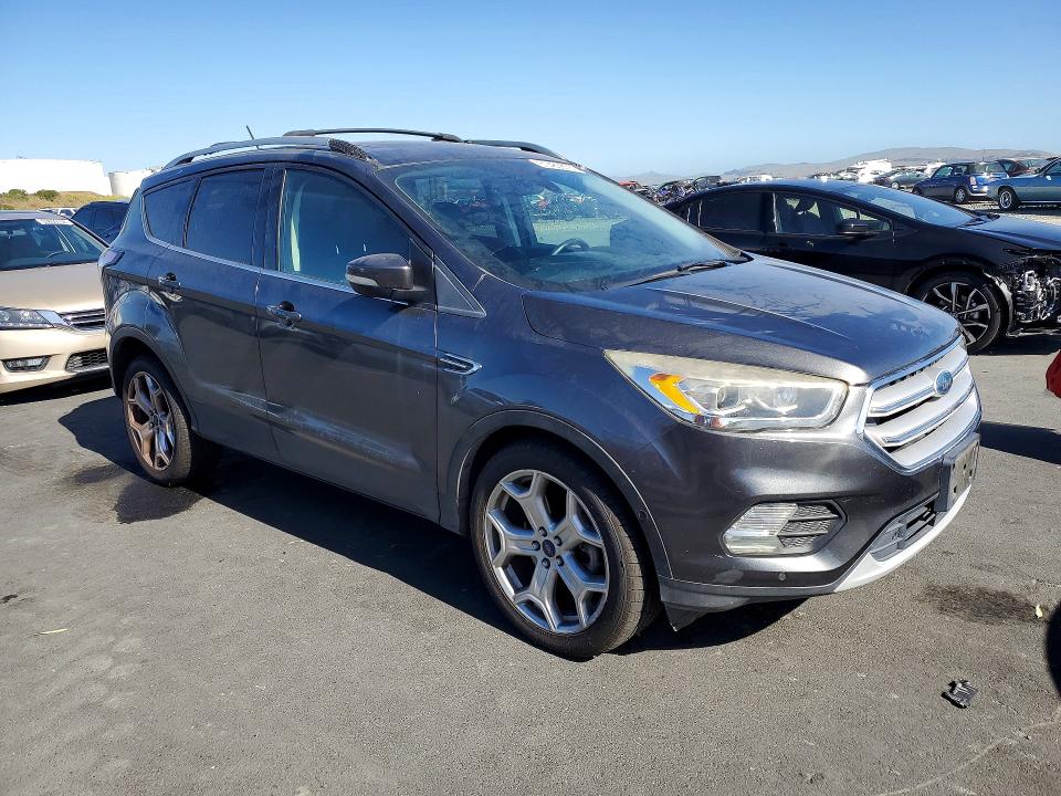 Продаж на аукціоні авто 2018 Ford Escape, vin: 1FMCU0J93JUA24099, номер лоту: 51480676