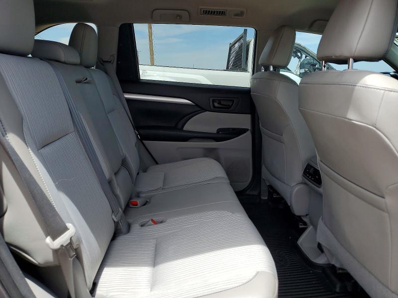 Продаж на аукціоні авто 2018 Toyota Highlander, vin: 5TDZZRFH6JS236679, номер лоту: 53202336