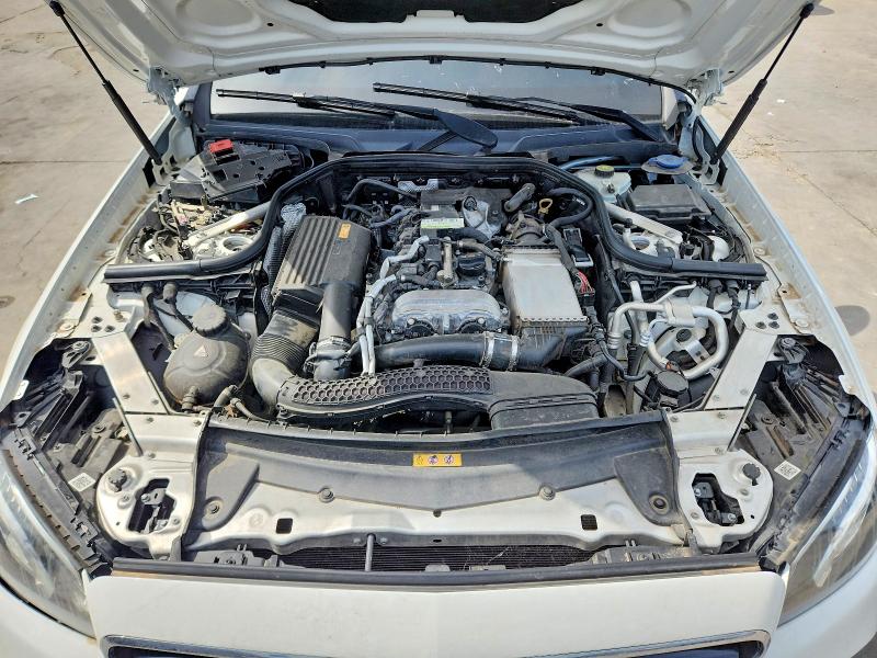 52653976 :رقم المزاد ، WDDZF4JB9HA243055 vin ، 2017 Mercedes-benz E مزاد بيع
