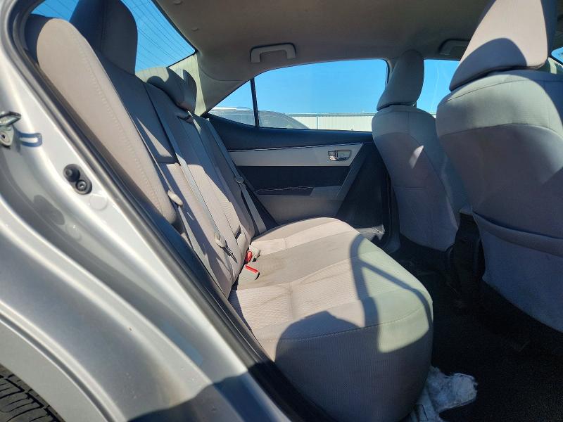 52298046 :رقم المزاد ، 5YFBURHE9FP315492 vin ، 2015 Toyota Corolla مزاد بيع