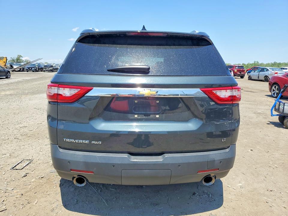Продажа на аукционе авто 2018 Chevrolet Traverse, vin: 1GNEVGKW9JJ180261, номер лота: 53993116