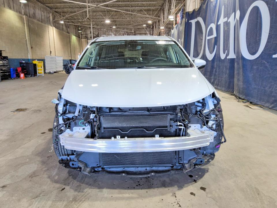 Продажа на аукционе авто 2023 Chrysler Voyager, vin: 2C4RC1CG8PR623668, номер лота: 53693056