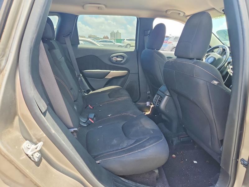 Продаж на аукціоні авто 2017 Jeep Cherokee, vin: 1C4PJLCB8HW623840, номер лоту: 53582996