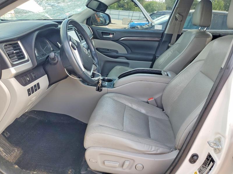 52904486 :رقم المزاد ، 5TDDKRFH9GS302407 vin ، 2016 Toyota Highlander مزاد بيع