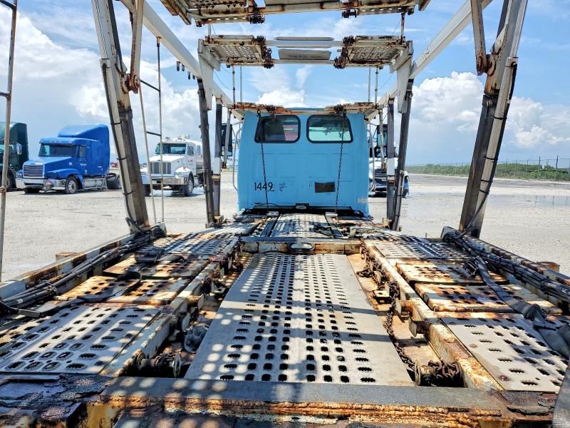 2004 Sterling Truck Lt9500 მანქანა იყიდება აუქციონზე, vin: 2FZHAZCV04AM45698, აუქციონის ნომერი: 53730216