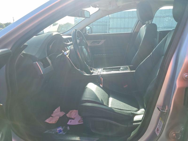 Продаж на аукціоні авто 2017 Jaguar Xf, vin: SAJBR4BVXHCY26591, номер лоту: 53949516