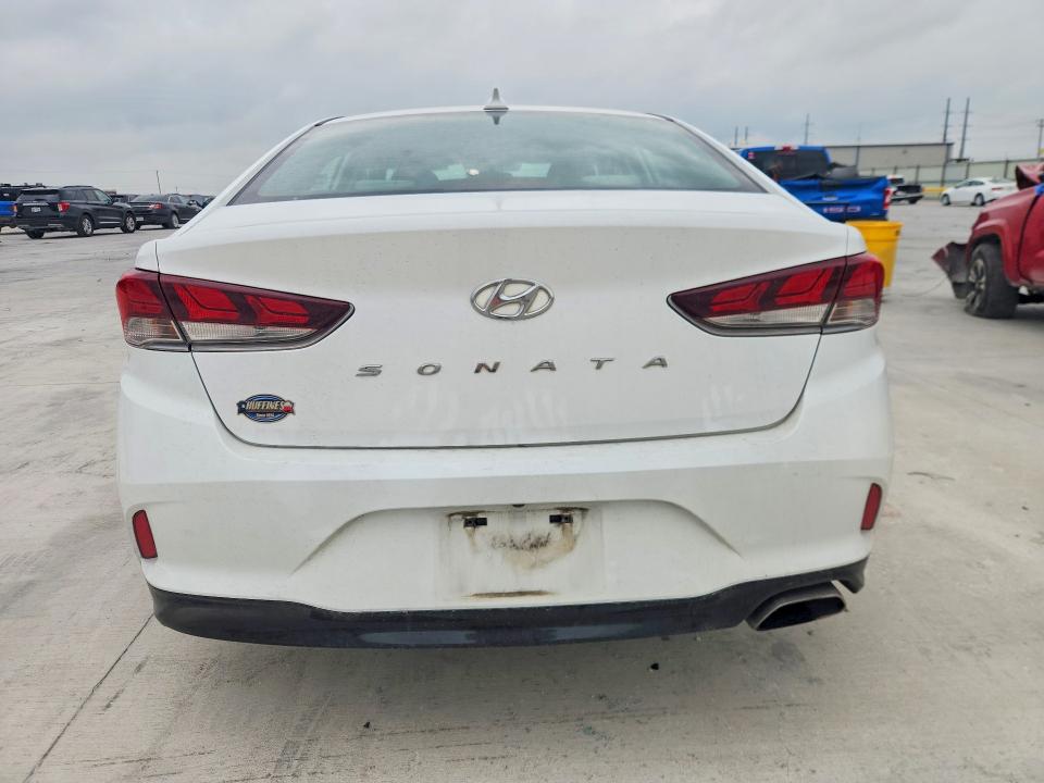 Продажа на аукционе авто 2019 Hyundai Sonata, vin: 5NPE34AF2KH775106, номер лота: 53902056
