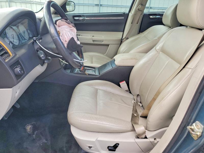 54618986 :رقم المزاد ، 2C3JA53G45H551272 vin ، 2005 Chrysler 300 مزاد بيع