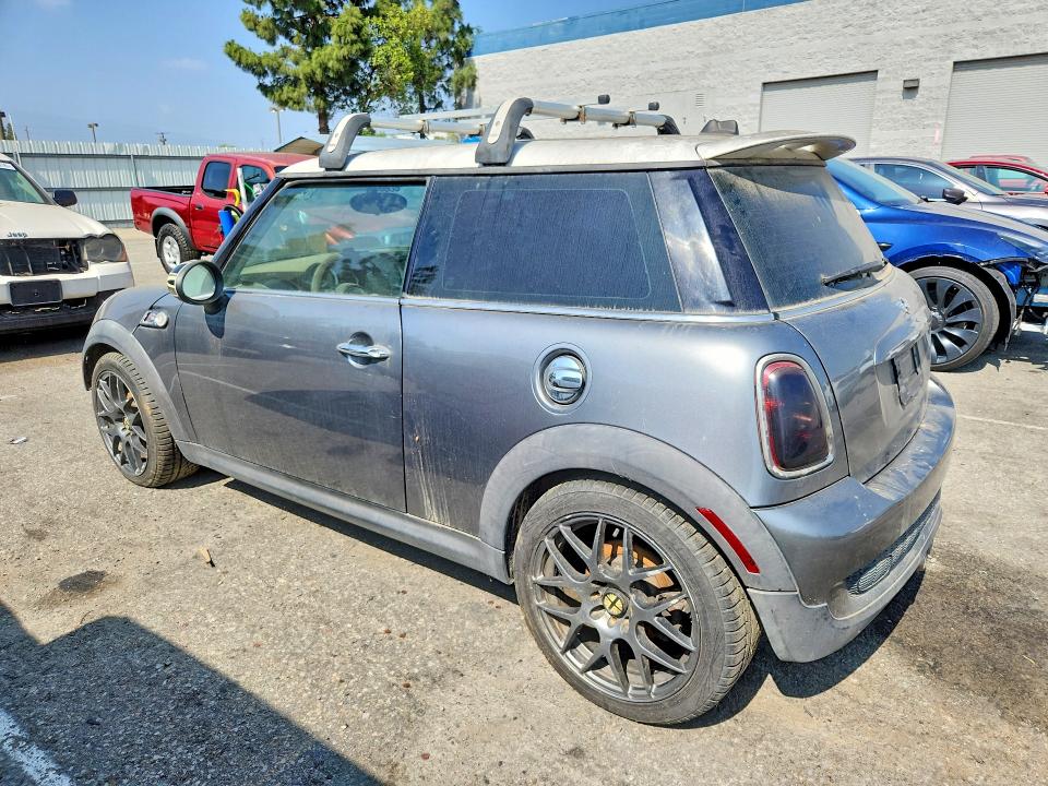 Aukcja sprzedaży 2010 Mini Cooper, vin: WMWMF7C53ATZ73127, numer aukcji: 53831406
