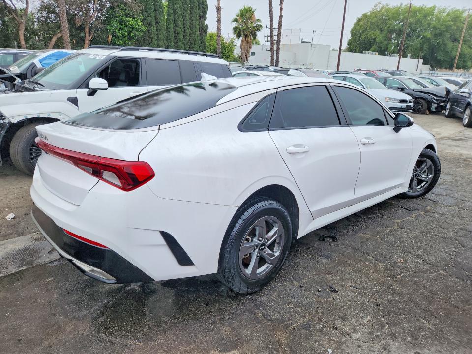 2022 Kia K5 მანქანა იყიდება აუქციონზე, vin: 5XXG14J23NG156915, აუქციონის ნომერი: 48976306