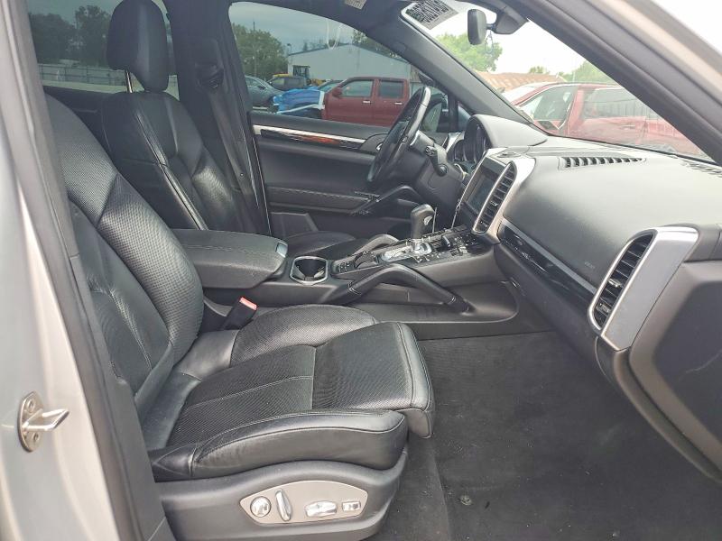 Auction sale of the 2011 Porsche Cayenne, vin: WP1AA2A29BLA05758, lot number: 52472536