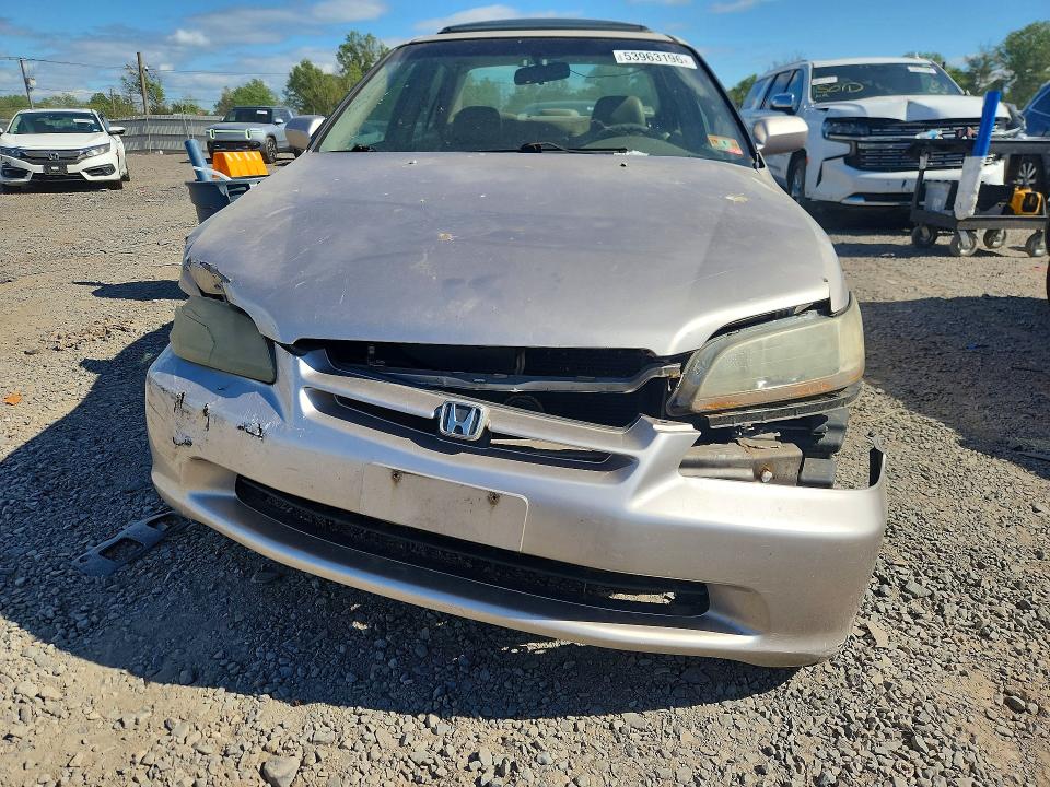 Продажа на аукционе авто 1998 Honda Accord, vin: 1HGCG1656WA048091, номер лота: 53963196