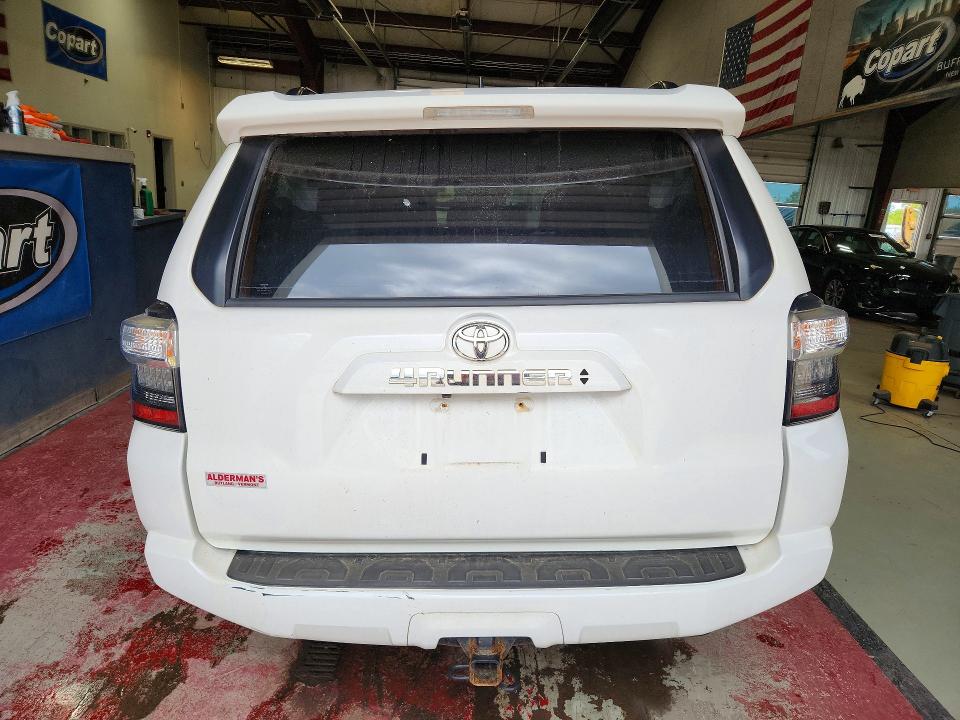 2020 Toyota 4runner მანქანა იყიდება აუქციონზე, vin: JTEBU5JR1L5757497, აუქციონის ნომერი: 54347406