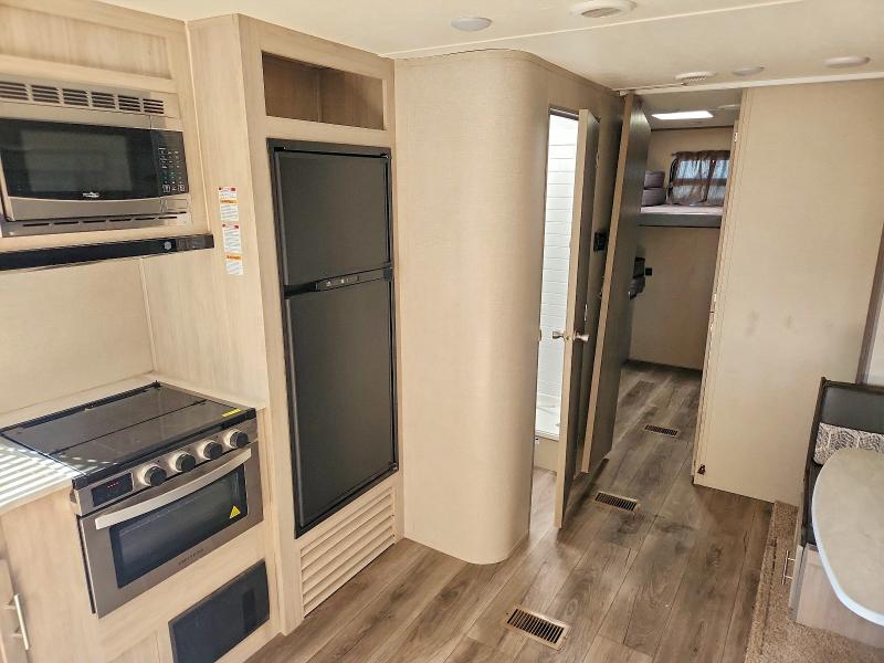 Продаж на аукціоні авто 2022 Foresriver Catalina, vin: 5ZT2CAUB2NX024251, номер лоту: 54526606