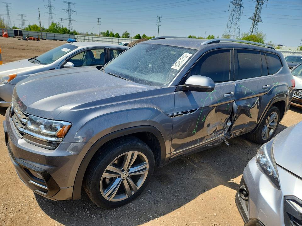 53063706 :رقم المزاد ، 1V2RR2CA4JC580378 vin ، 2018 Volkswagen Atlas مزاد بيع