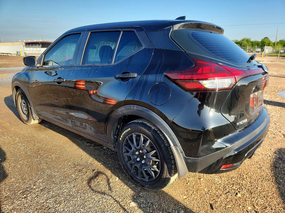 55240106 :رقم المزاد ، 3N1CP5BV7ML486235 vin ، 2021 Nissan Kicks مزاد بيع