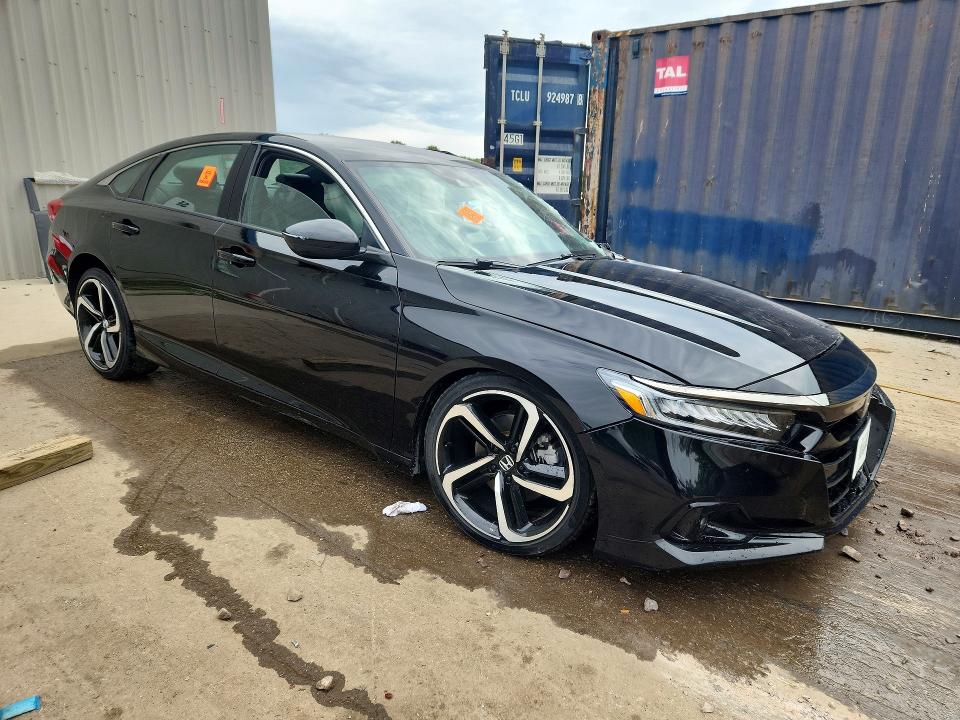 54637536 :رقم المزاد ، 1HGCV1F35NA101866 vin ، 2022 Honda Accord مزاد بيع