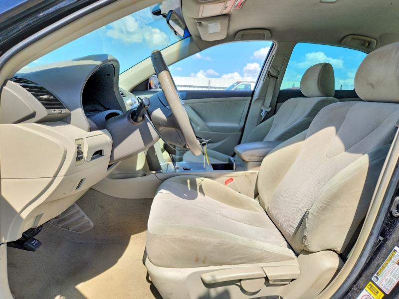 54628986 :رقم المزاد ، 4T1BF3EKXBU682069 vin ، 2011 Toyota Camry مزاد بيع