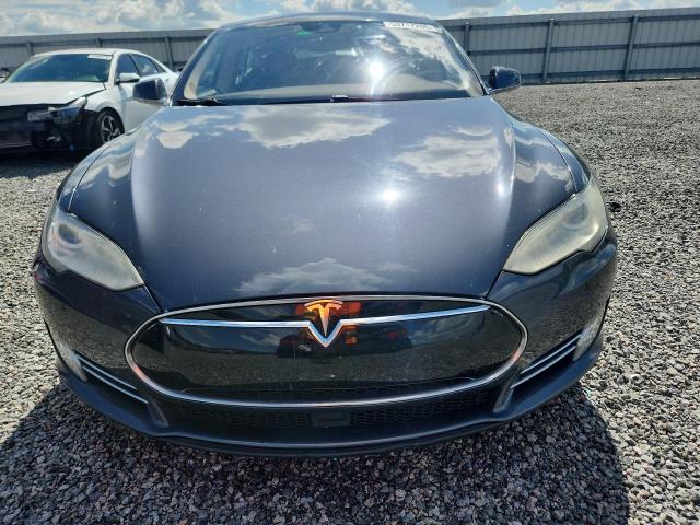 2014 Tesla Model S მანქანა იყიდება აუქციონზე, vin: 5YJSA1H13EFP59758, აუქციონის ნომერი: 53717286