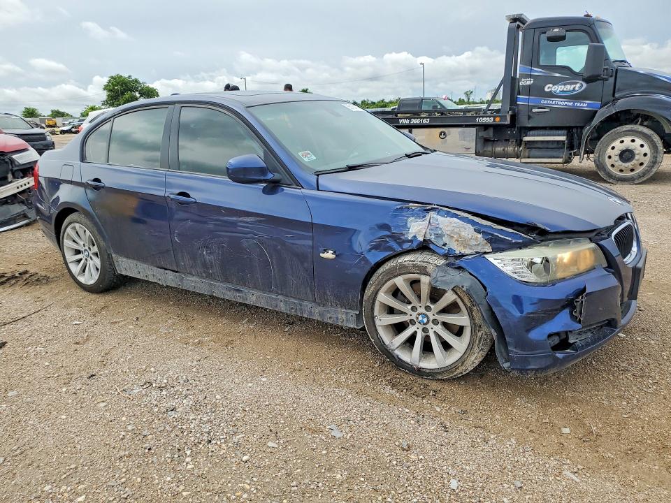 55134176 :رقم المزاد ، WBAPH5G56BNM76245 vin ، 2011 Bmw 328 مزاد بيع