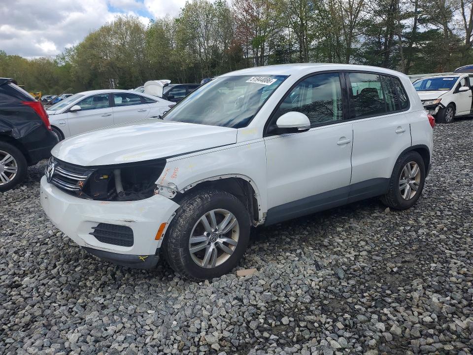 51944086 :رقم المزاد ، WVGBV3AX1EW564957 vin ، 2014 Volkswagen Tiguan مزاد بيع