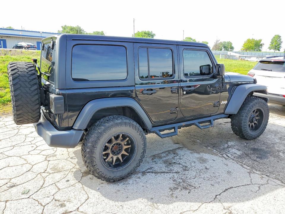 53590886 :رقم المزاد ، 1C4HJXDG1KW505268 vin ، 2019 Jeep Wrangler Unlimited مزاد بيع