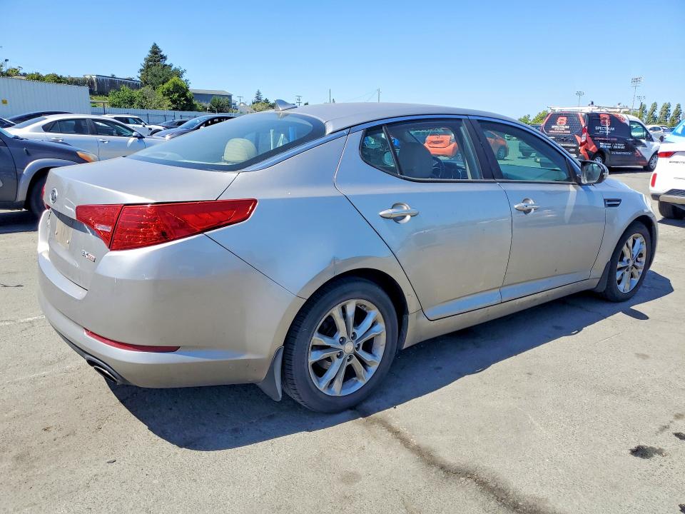 2012 Kia Optima მანქანა იყიდება აუქციონზე, vin: 5XXGN4A77CG076174, აუქციონის ნომერი: 52707816