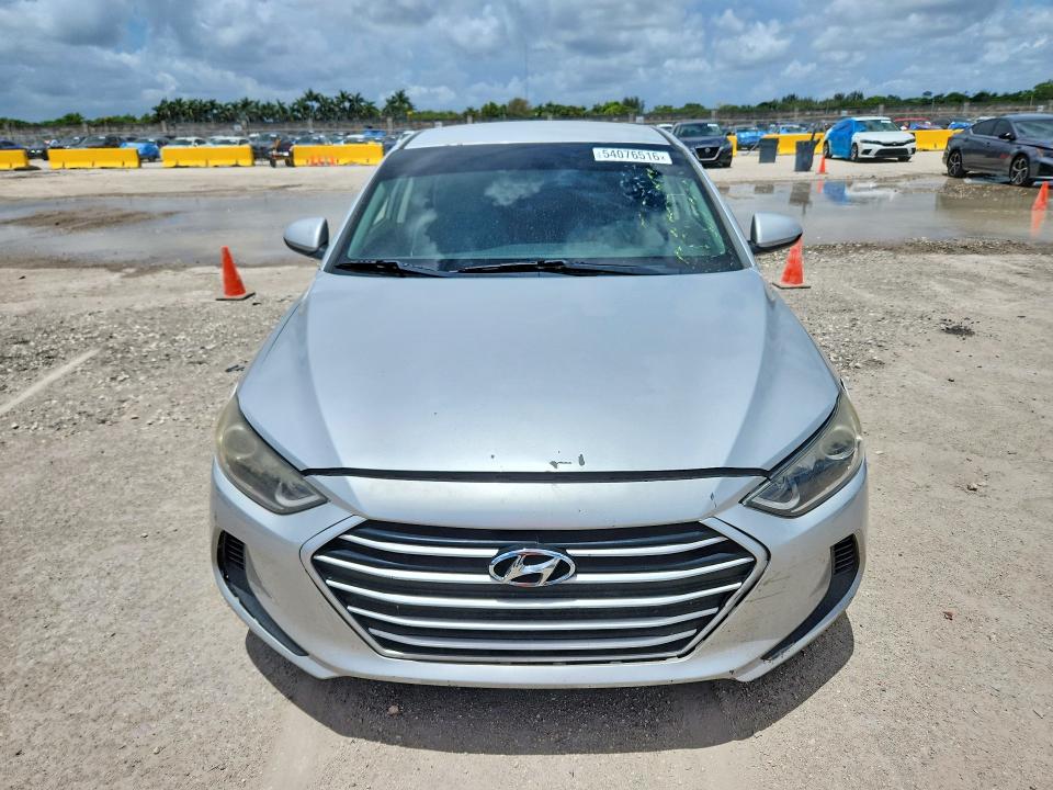 2017 Hyundai Elantra მანქანა იყიდება აუქციონზე, vin: 5NPD84LF8HH083001, აუქციონის ნომერი: 54076516