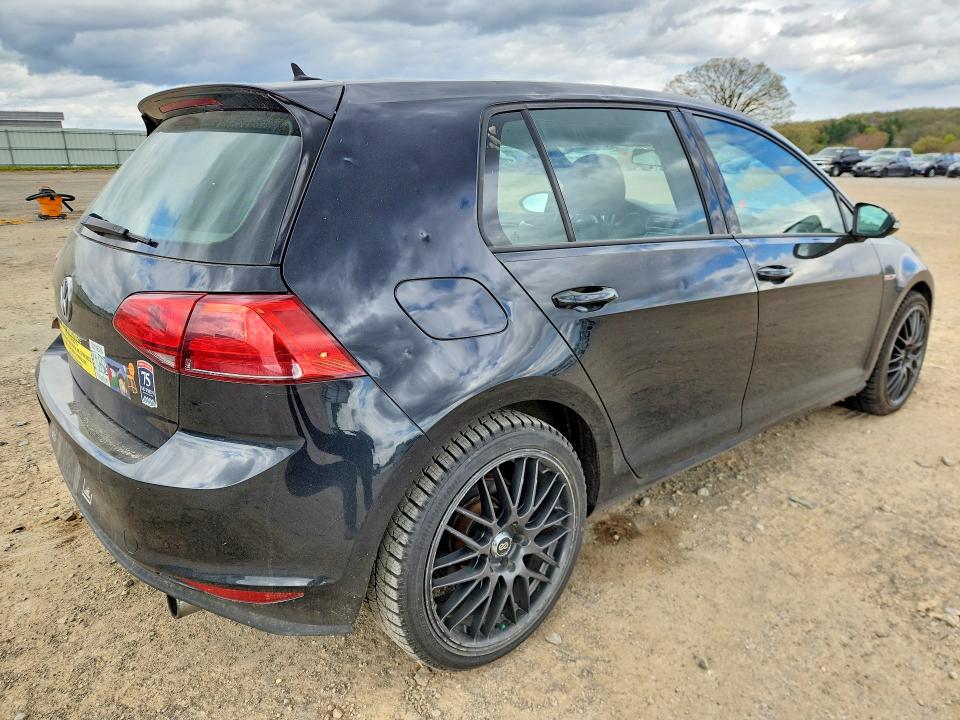 2017 Volkswagen Gti მანქანა იყიდება აუქციონზე, vin: 3VW4T7AUXHM060893, აუქციონის ნომერი: 51560226