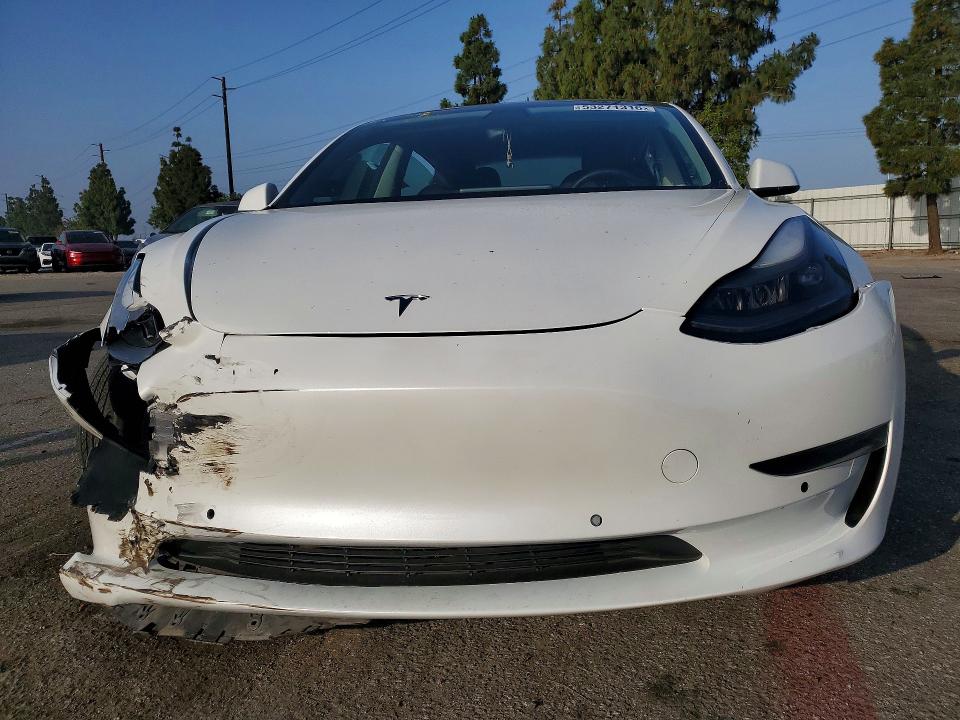 2021 Tesla Model 3 მანქანა იყიდება აუქციონზე, vin: 5YJ3E1EA3MF061467, აუქციონის ნომერი: 53271316