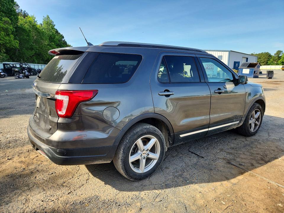 2019 Ford Explorer მანქანა იყიდება აუქციონზე, vin: 1FM5K7D87KGA92982, აუქციონის ნომერი: 52140826