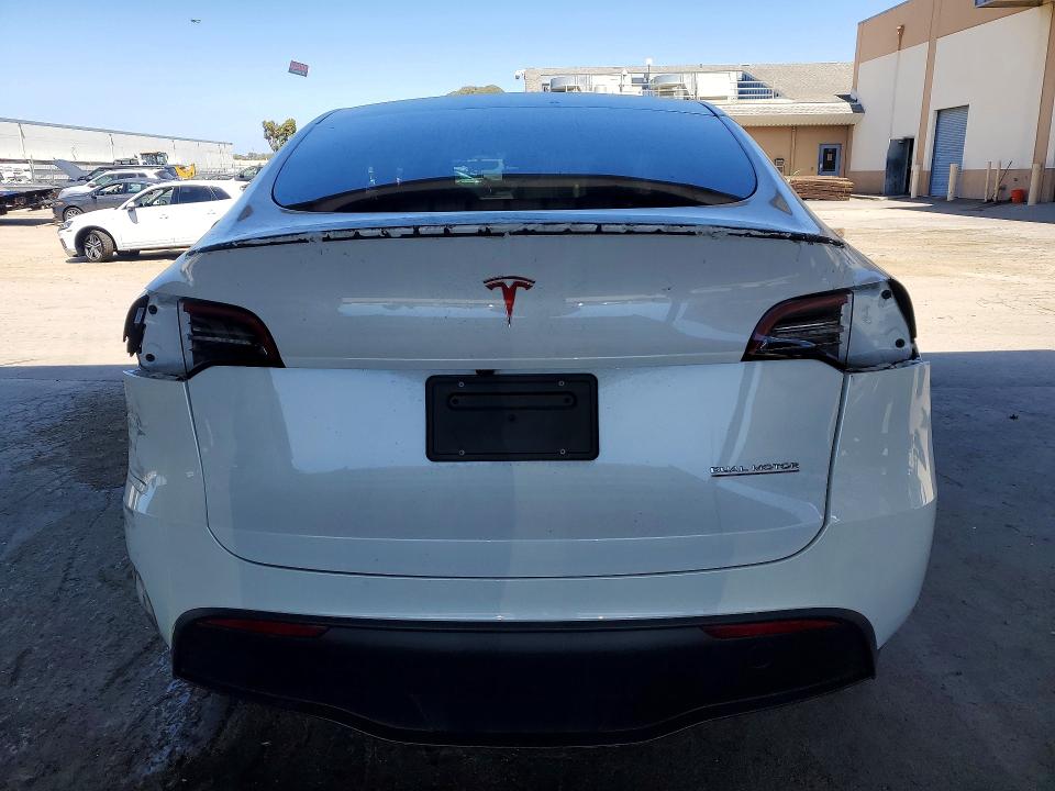 2023 Tesla Model Y მანქანა იყიდება აუქციონზე, vin: 7SAYGDEFXPF822984, აუქციონის ნომერი: 52852986