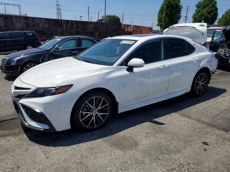 Продажа на аукционе авто 2024 Toyota Camry Hybrid, vin: 4T1S31AK2RU077489, номер лота: 53114946
