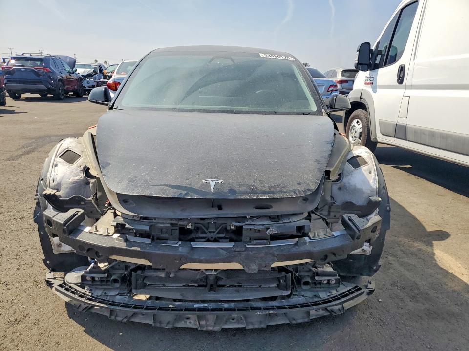 Продажа на аукционе авто 2024 Tesla Model 3, vin: 5YJ3E1EA2RF752125, номер лота: 53080126
