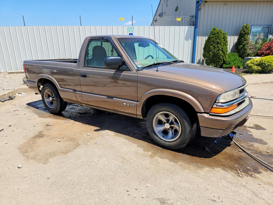 53249196 :رقم المزاد ، 1GCCS14X5X8133045 vin ، 1999 Chevrolet S Truck مزاد بيع