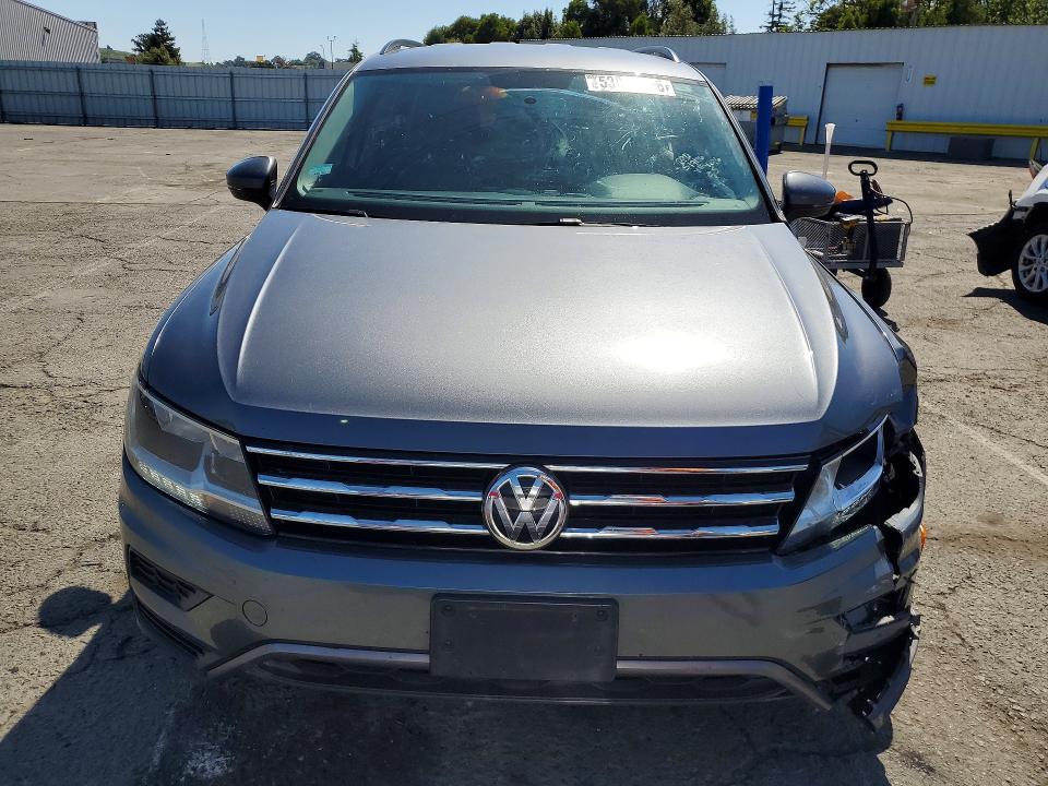 Продажа на аукционе авто 2021 Volkswagen Tiguan, vin: 3VV1B7AX2MM044296, номер лота: 53845356