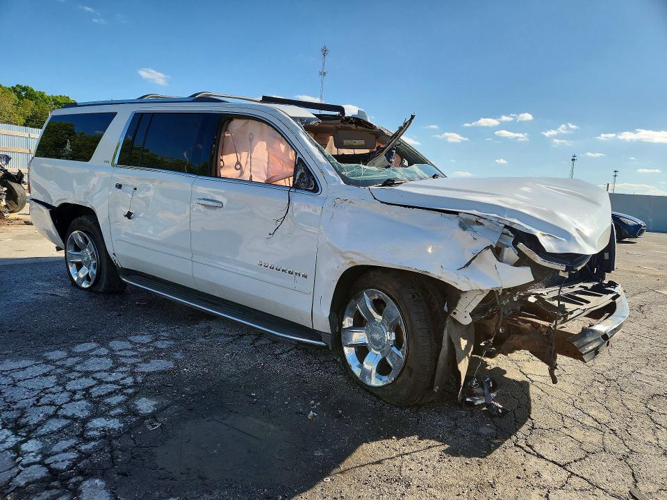 52195176 :رقم المزاد ، 1GNSKJKC1GR453542 vin ، 2016 Chevrolet Suburban مزاد بيع