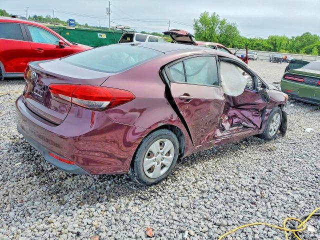 2017 Kia Forte მანქანა იყიდება აუქციონზე, vin: 3KPFK4A74HE139719, აუქციონის ნომერი: 51826946