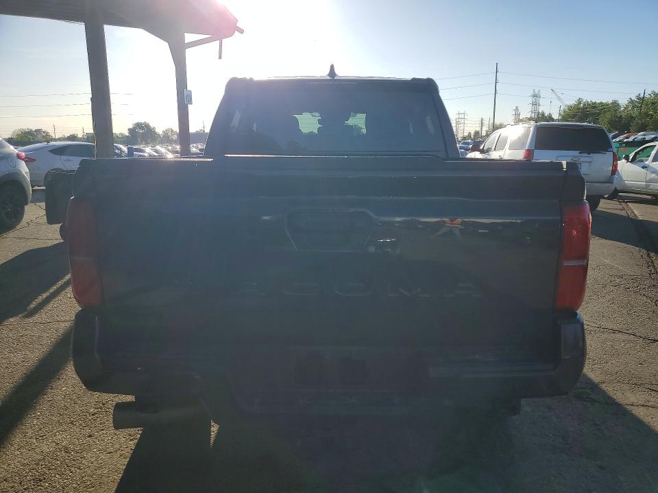 52947806 :رقم المزاد ، 3TMLB5JNXRM055726 vin ، 2024 Toyota Tacoma مزاد بيع