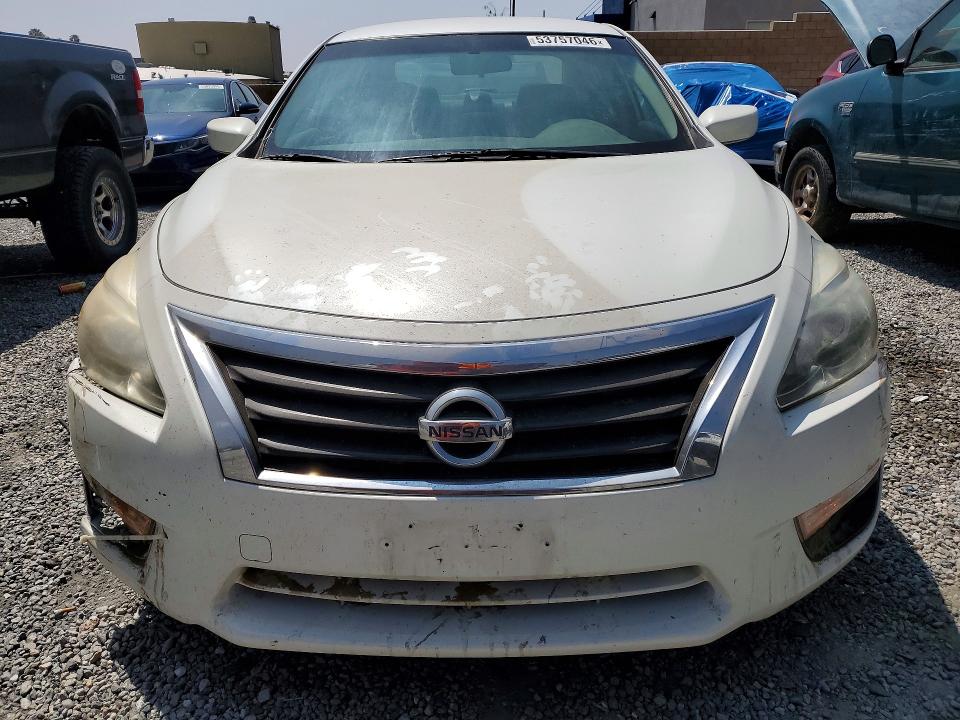 2014 Nissan Altima მანქანა იყიდება აუქციონზე, vin: 1N4AL3AP6EC273951, აუქციონის ნომერი: 53757046
